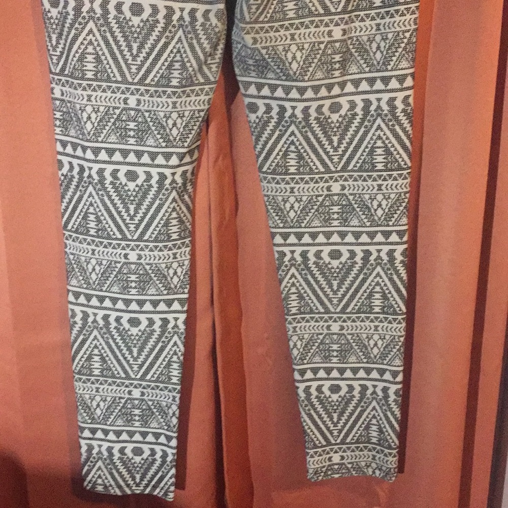 Pants - Picture 4 of 4